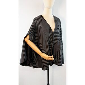 Laudrew | Grey Striped Geometric | Cape Style Coat Split Sleeves | Sz S